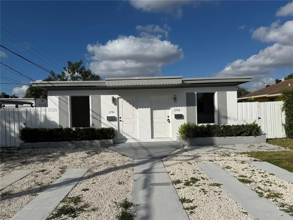 2784 SW 31st Place Miami FL 33133