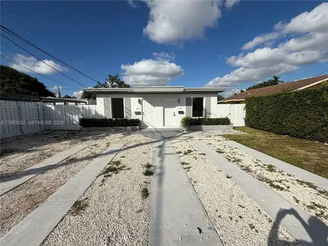 2784 SW 31st Place Miami FL 33133