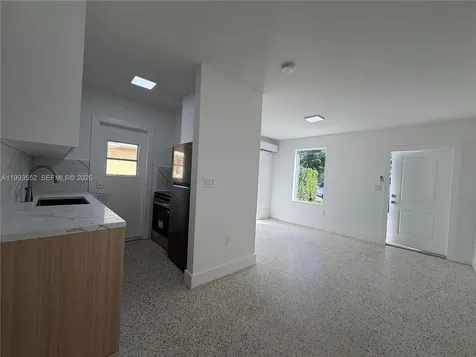 2784 SW 31st Place Miami FL 33133