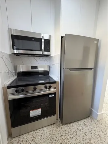 2784 SW 31st Place Miami FL 33133
