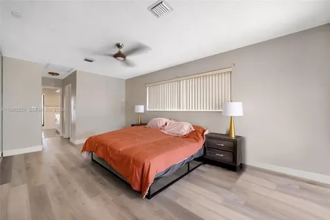 2752 NE 3rd Street Pompano Beach FL 33062