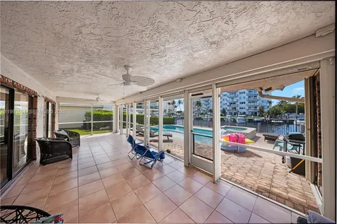 2752 NE 3rd Street Pompano Beach FL 33062