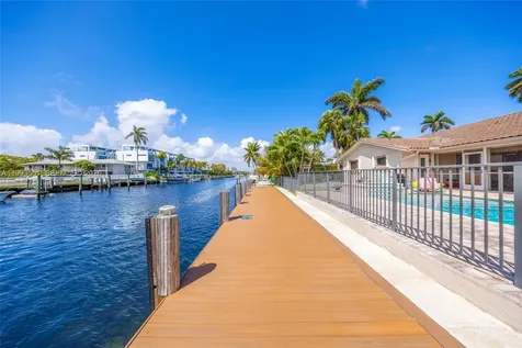 2752 NE 3rd Street Pompano Beach FL 33062