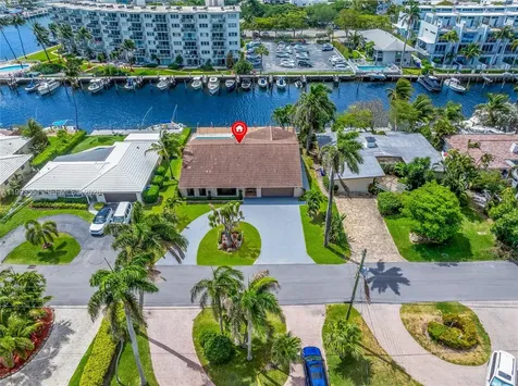2752 NE 3rd Street Pompano Beach FL 33062