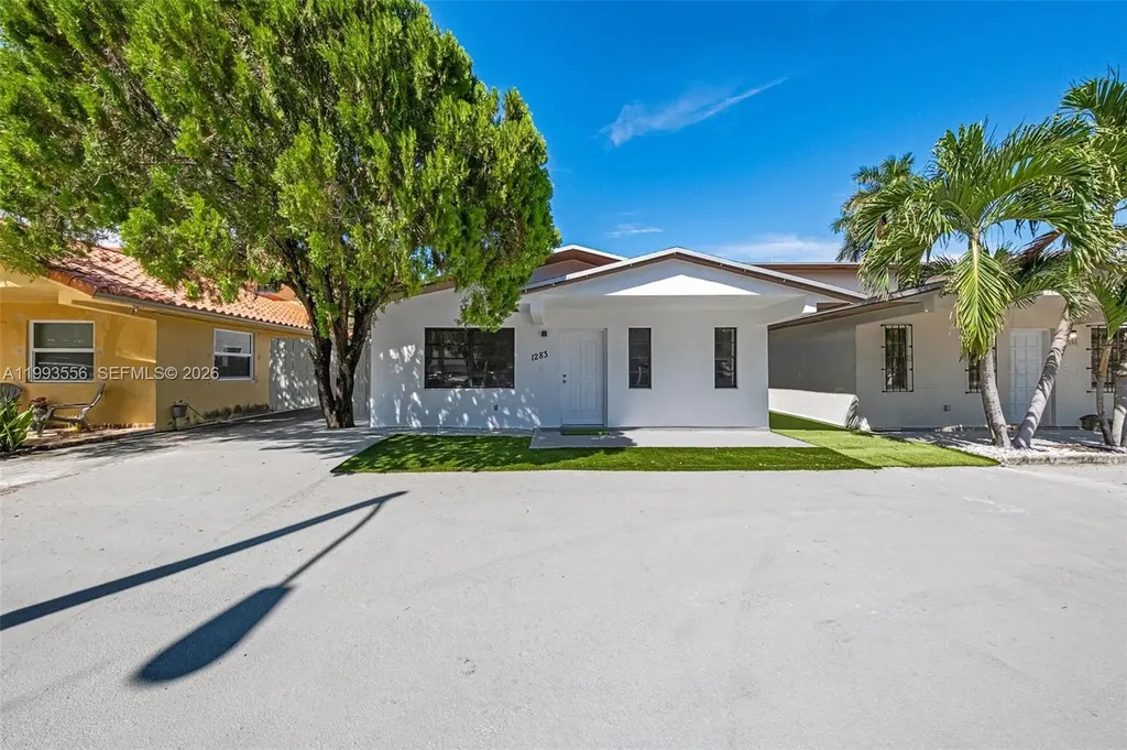 1283 W 42nd Street Hialeah FL 33012
