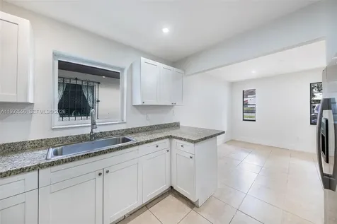1283 W 42nd Street Hialeah FL 33012