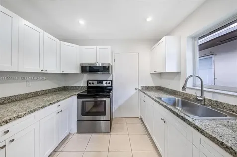 1283 W 42nd Street Hialeah FL 33012