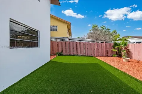 1283 W 42nd Street Hialeah FL 33012