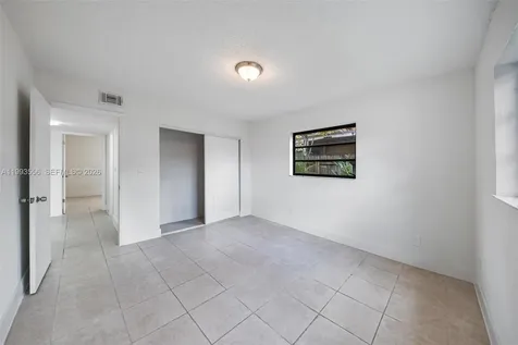 1283 W 42nd Street Hialeah FL 33012