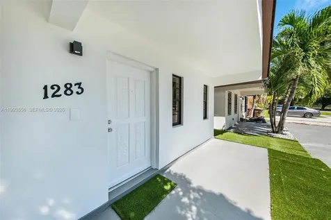 1283 W 42nd Street Hialeah FL 33012