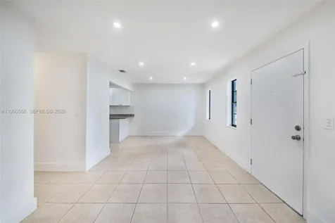 1283 W 42nd Street Hialeah FL 33012