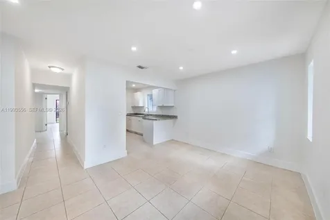 1283 W 42nd Street Hialeah FL 33012
