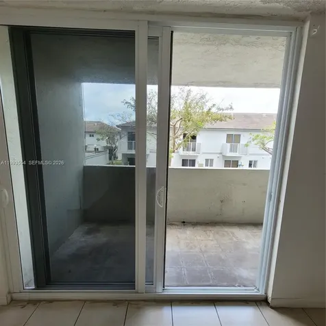 10090 NW 80th Court Hialeah Gardens FL 33016