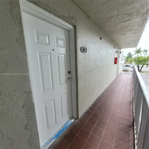 10090 NW 80th Court Hialeah Gardens FL 33016