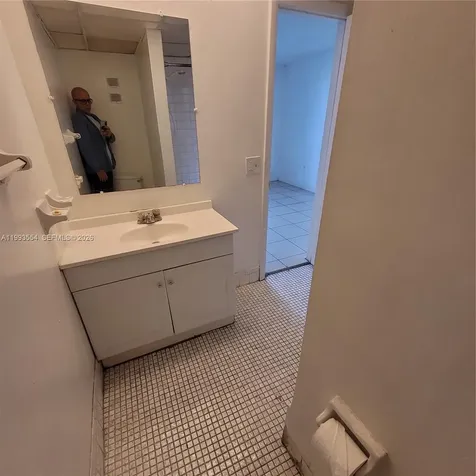10090 NW 80th Court Hialeah Gardens FL 33016
