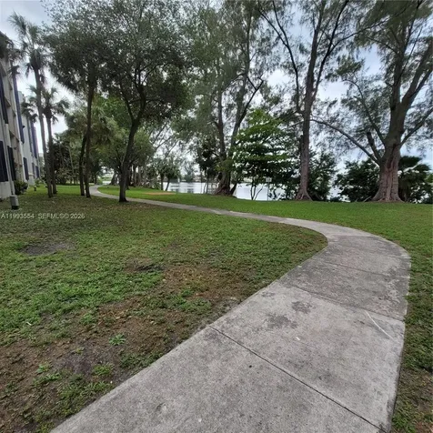10090 NW 80th Court Hialeah Gardens FL 33016