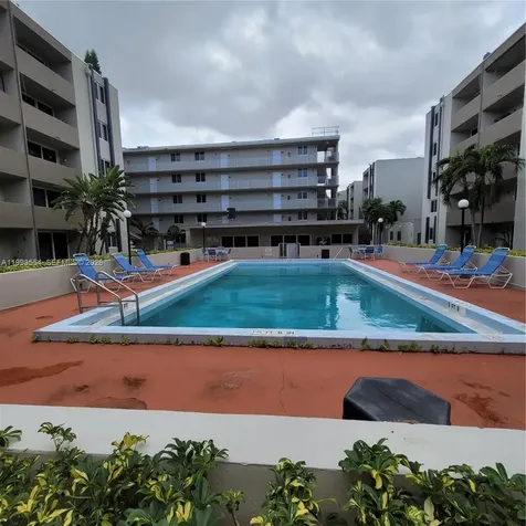 10090 NW 80th Court Hialeah Gardens FL 33016
