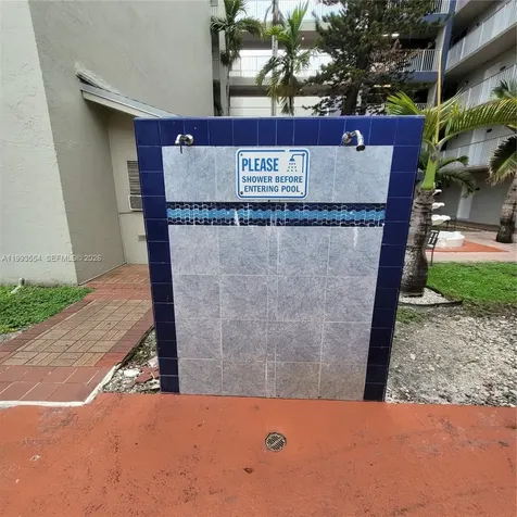 10090 NW 80th Court Hialeah Gardens FL 33016