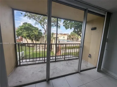 8810 Fontainebleau Boulevard Miami FL 33172