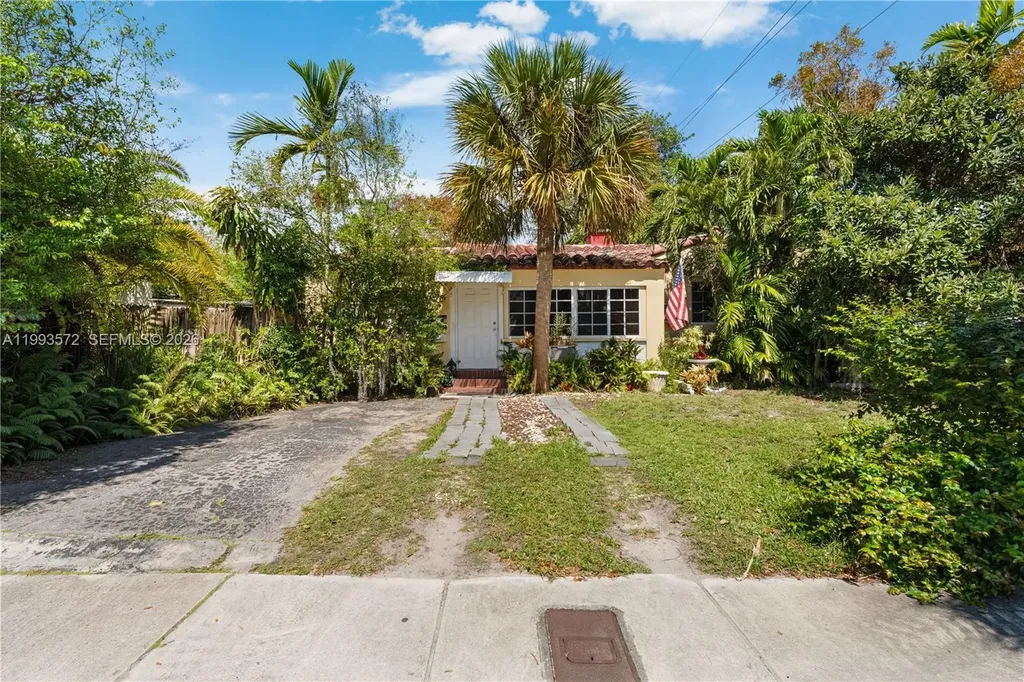 4301 SW 1st Street Miami FL 33134