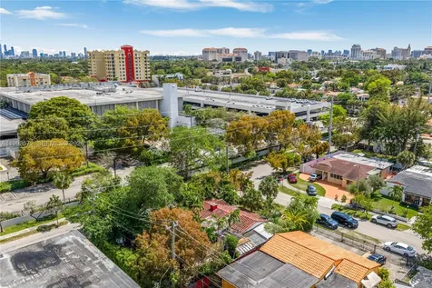 4301 SW 1st Street Miami FL 33134