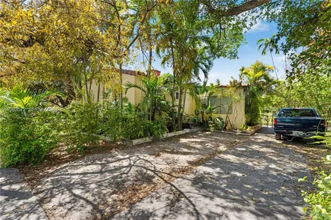 4301 SW 1st Street Miami FL 33134