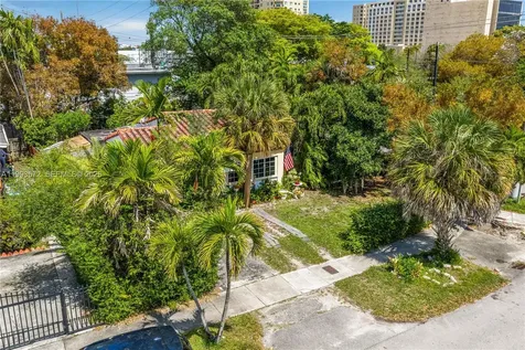 4301 SW 1st Street Miami FL 33134