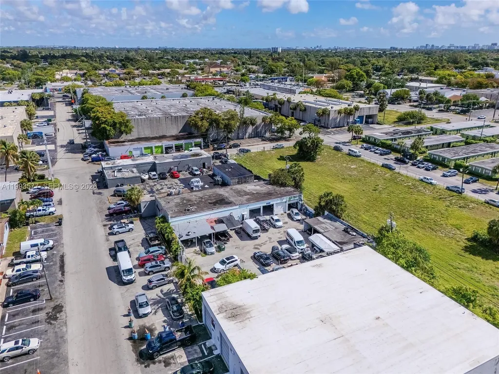 834 NW 10th Terrace Fort Lauderdale FL 33311