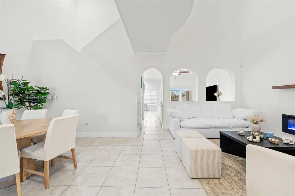 2338 SE 16th Terrace Homestead FL 33035