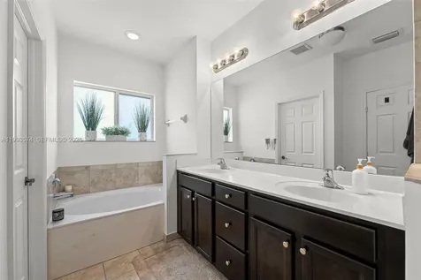 2338 SE 16th Terrace Homestead FL 33035