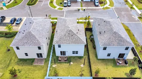 1521 SE 7th Court Homestead FL 33033