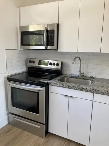 1815 NW 1st Court Miami FL 33136