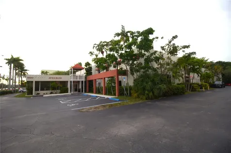 6405 NW 36th Street Virginia Gardens FL 33166