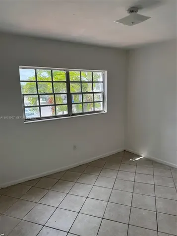 11 SW 52nd Avenue Miami FL 33134