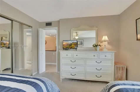 14 Royal Palm Way Boca Raton FL 33432