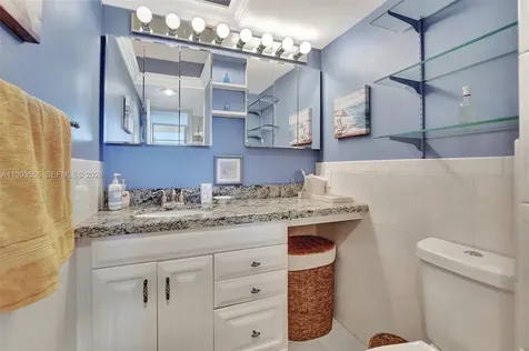 14 Royal Palm Way Boca Raton FL 33432