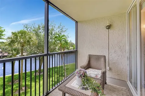 14 Royal Palm Way Boca Raton FL 33432