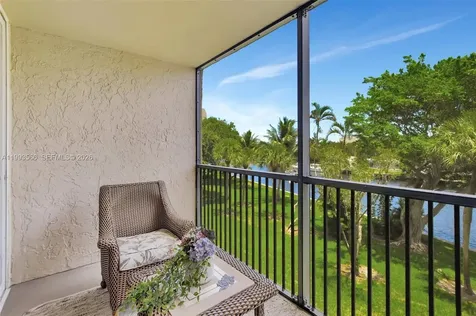 14 Royal Palm Way Boca Raton FL 33432