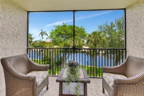 14 Royal Palm Way Boca Raton FL 33432