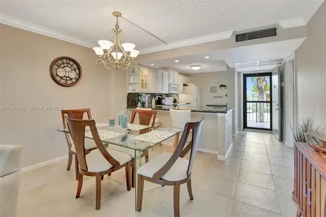 14 Royal Palm Way Boca Raton FL 33432