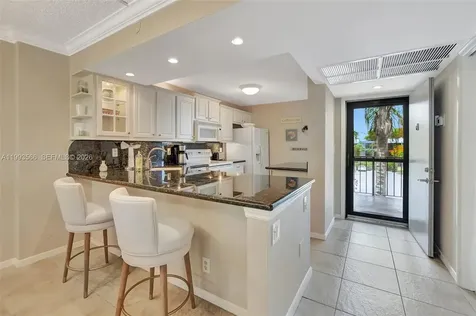 14 Royal Palm Way Boca Raton FL 33432