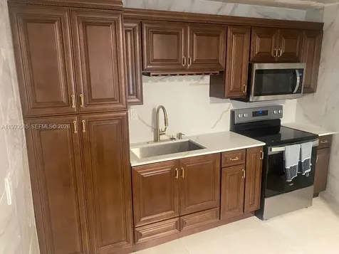 712 57th Street West Palm Beach FL 33407