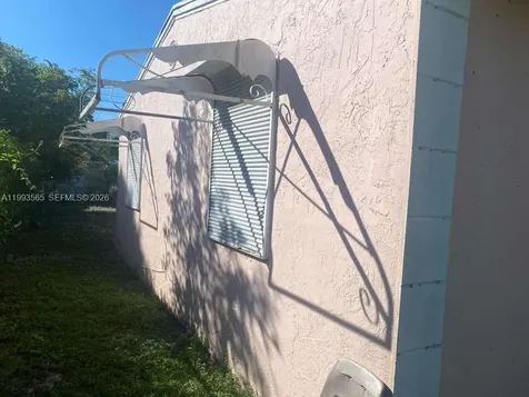712 57th Street West Palm Beach FL 33407