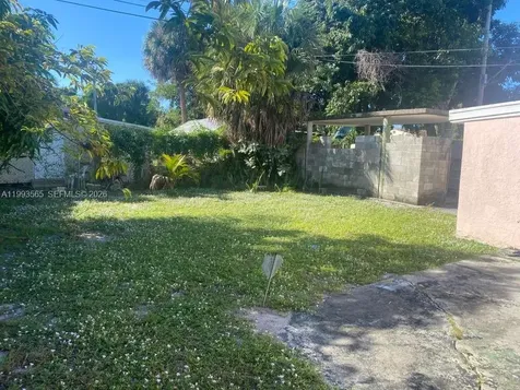 712 57th Street West Palm Beach FL 33407