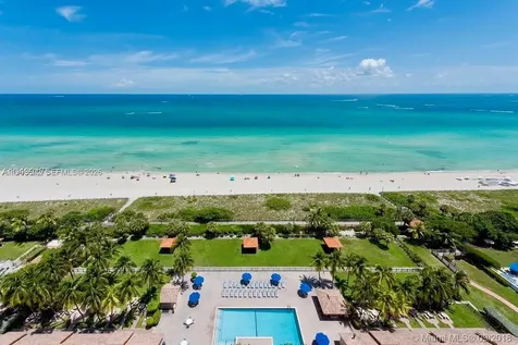 2555 Collins Avenue Miami Beach FL 33140