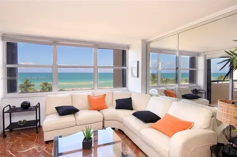 2555 Collins Avenue Miami Beach FL 33140