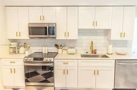 745 NW 47th Terrace Miami FL 33127