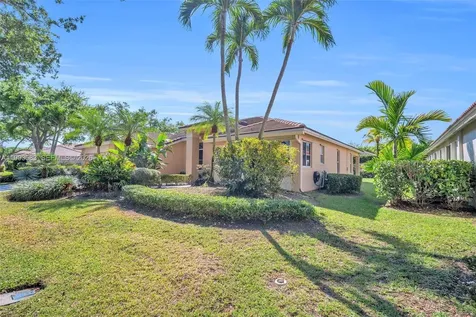 290 Landings Boulevard Weston FL 33327