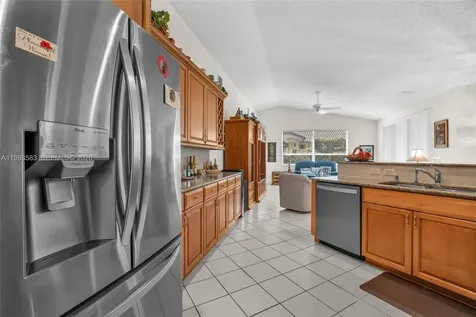 290 Landings Boulevard Weston FL 33327