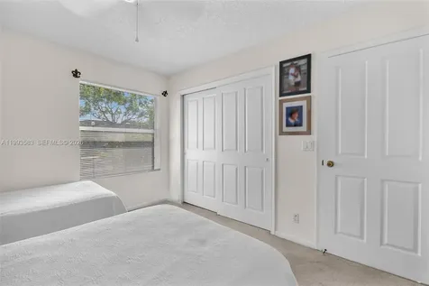 290 Landings Boulevard Weston FL 33327